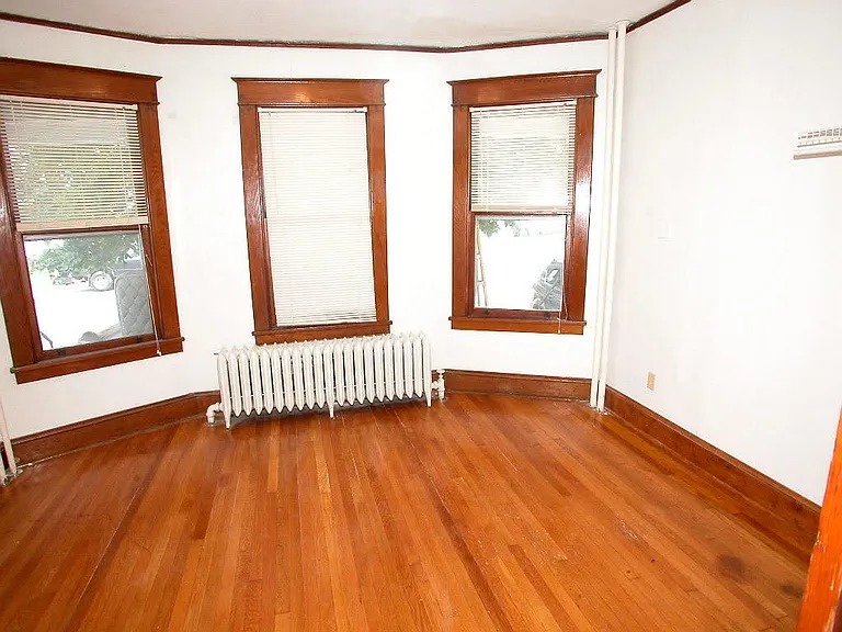 614 Myrtle Ave — Photo 12