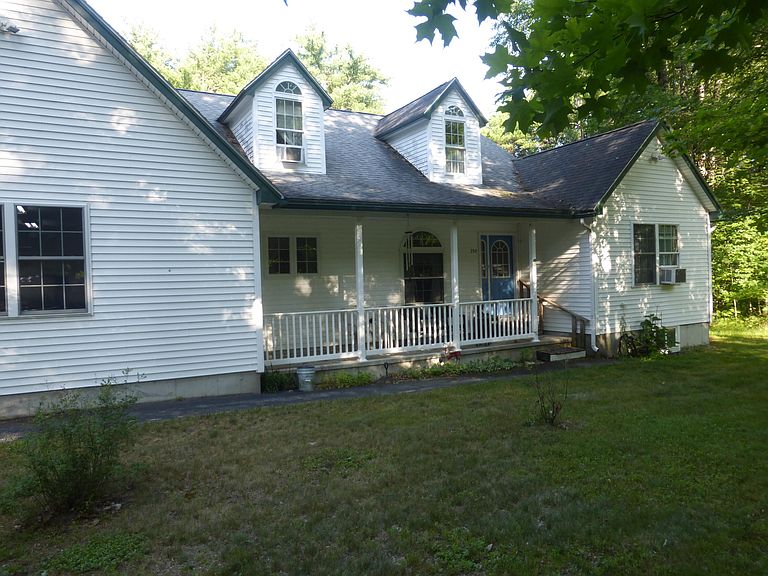 Listing photo 4