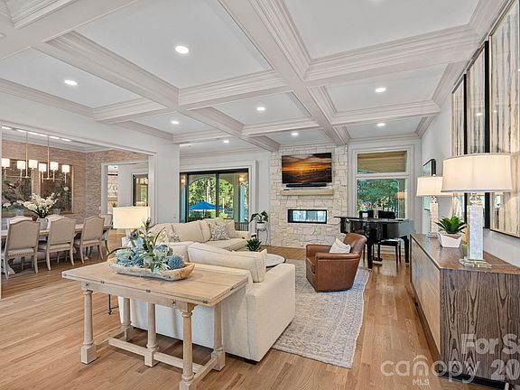 4th image of 111 Chatham Rd