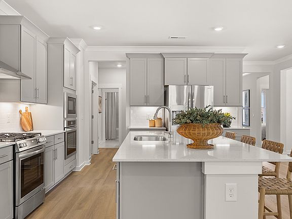 7th image of this home
