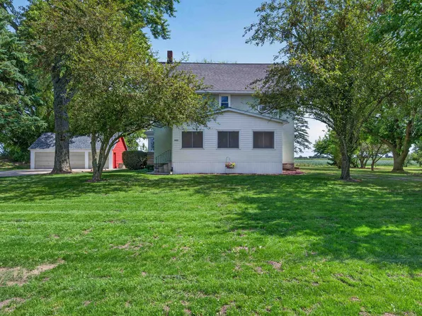 6331 Eight Mile Rd, Freeland, MI 48623