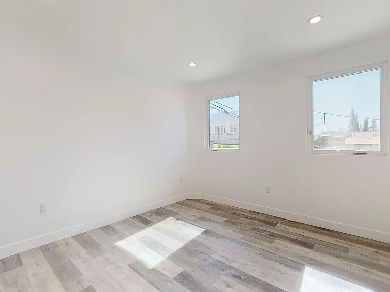 3 & 4 Bed 2-Story Townhomes with Covered Parking Spots Available! — Photo 40