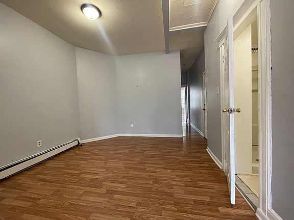 3rd image of 40 Clarke Ave #2