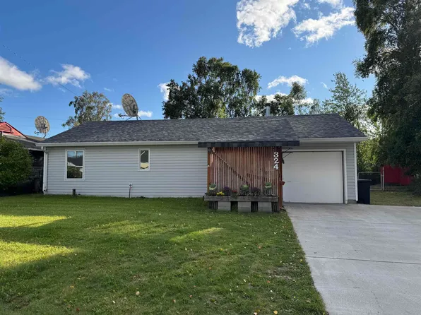 324 Slater Dr, Fairbanks, AK 99701