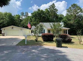 5520 Marsha Dr, Milton, FL 32570