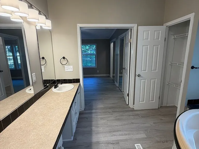 3708 Story Ln — Photo 25
