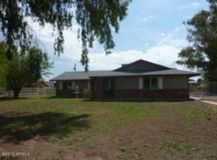 125 S Lindsay Rd, Gilbert, AZ 85296