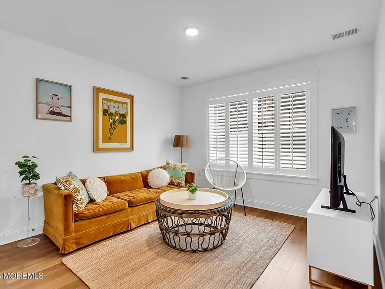 21 Shell Rd — Photo 9
