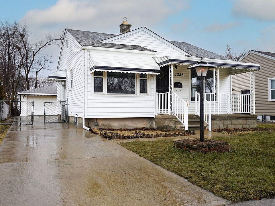 1st image of 1338 Pingree Ave