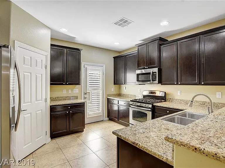 4425 French Landing Rd — Photo 15
