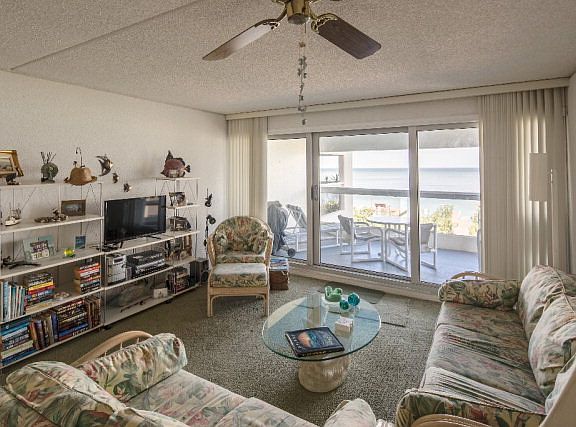 5th image of 4501 Laguna Dr #106