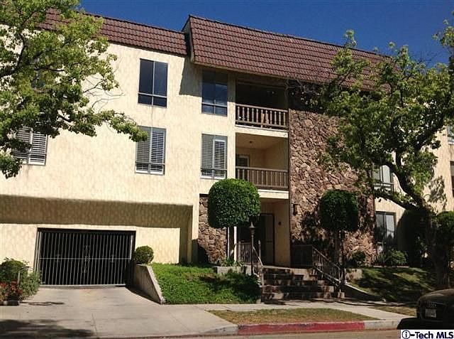 1st image of 510 N Jackson St APT 305