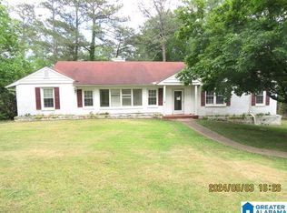 147 Fairoaks St, Gadsden, AL 35901