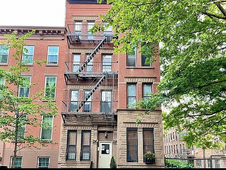 134 Luquer St #4R — Photo 2
