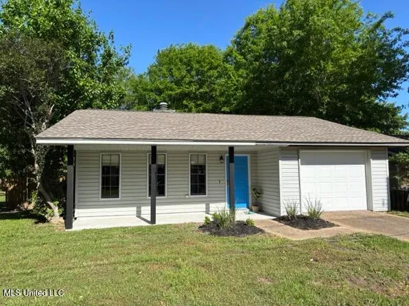 2304 Joan Ave, Gulfport, MS 39501
