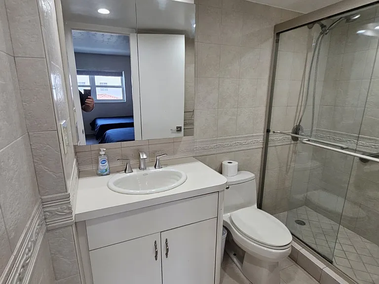 3605 Indian Creek Dr #301 — Photo 7