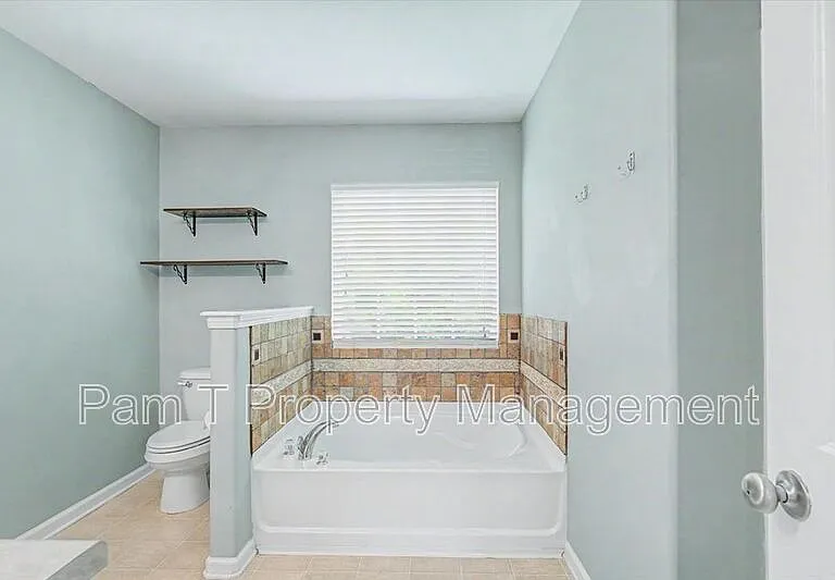 1538 Bradley Blvd — Photo 16