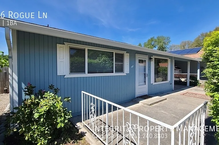106 Rogue Ln — Photo 1