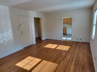 1428 12th St N APT 3, Arlington, VA 22209
