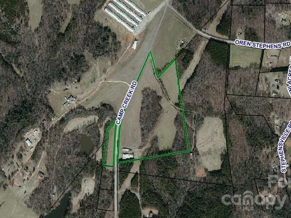 1110 Camp Creek Rd, Hickory, NC 28602