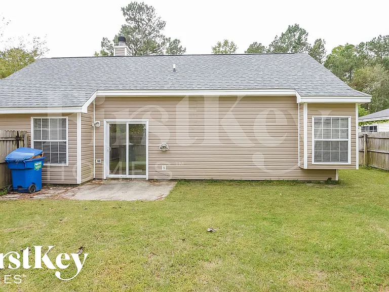 103 Lotus Ct — Photo 15