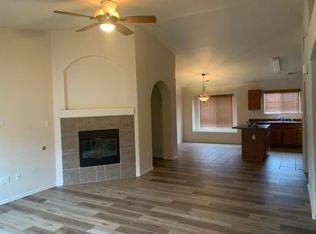 420 Playful Meadows Dr NE, Rio Rancho, NM 87144