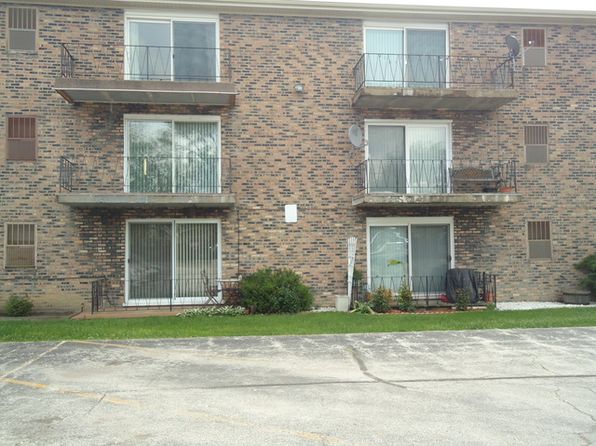 5854 W 76th Pl UNIT 301