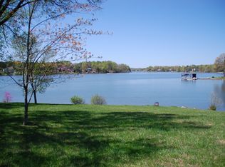 9 Burnt Chimney Rd, Wirtz, VA 24184