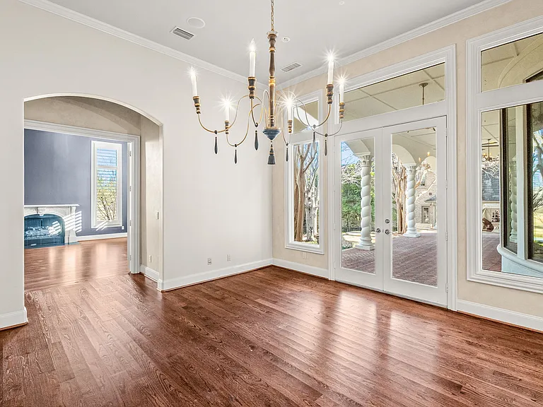 4624 Byron Cir — Photo 15