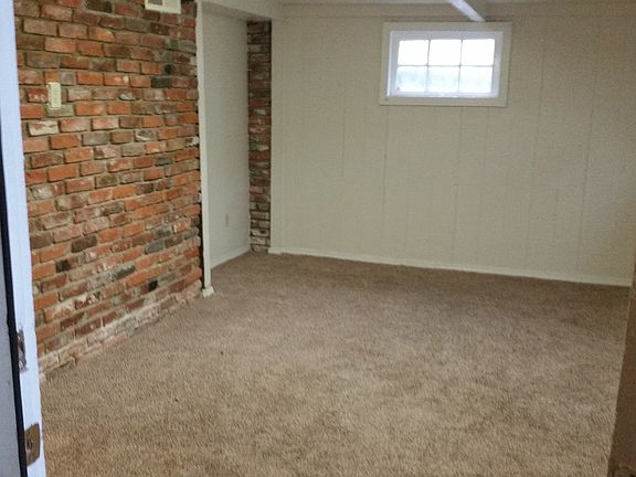 3rd image of 419 S Juniper St