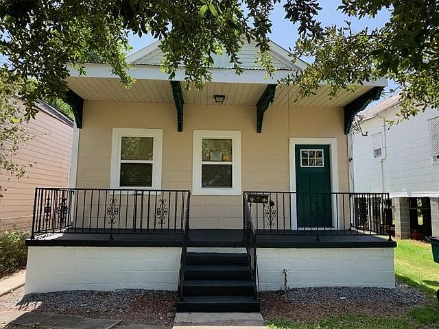 1st image of 469 Sala Ave