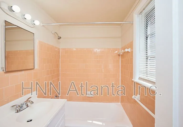 1347 Briarwood Dr NE #2 — Photo 6
