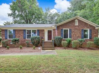 4916 Shady Pine Dr, Greensboro, NC 27455