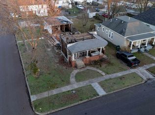 311 3rd St, Monett, MO 65708