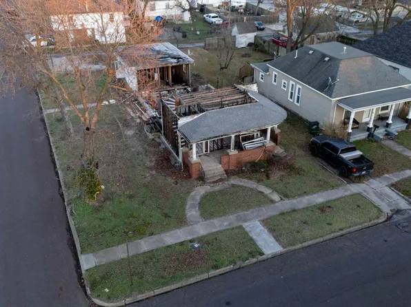 311 3rd Street, Monett, MO 65708