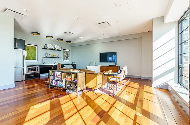 Rented by Adara Advisors Inc | media 21