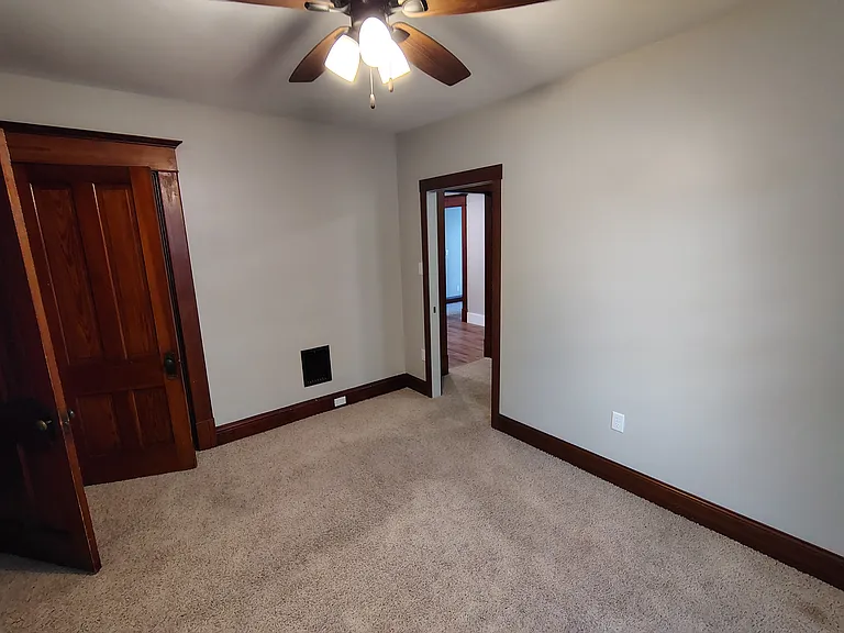 243 S Wayne St #C — Photo 15