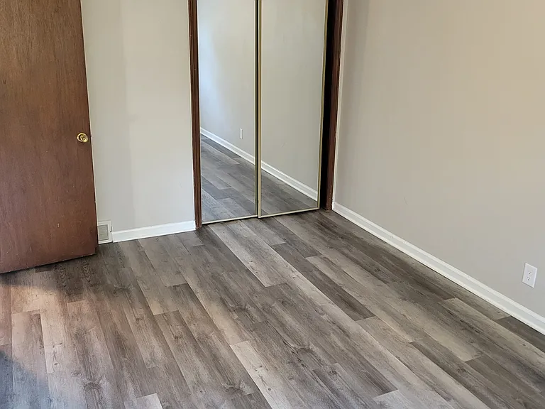 5725 Leavenworth Rd #4 — Photo 40