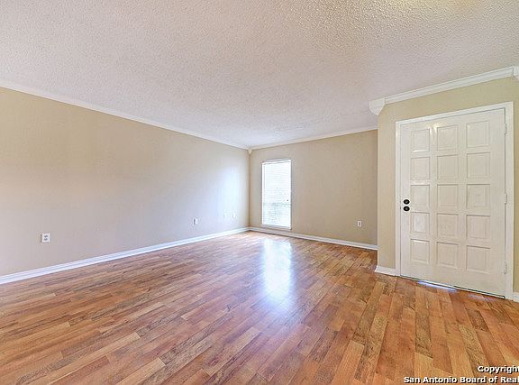 4th image of 6215 Fort Maddin St