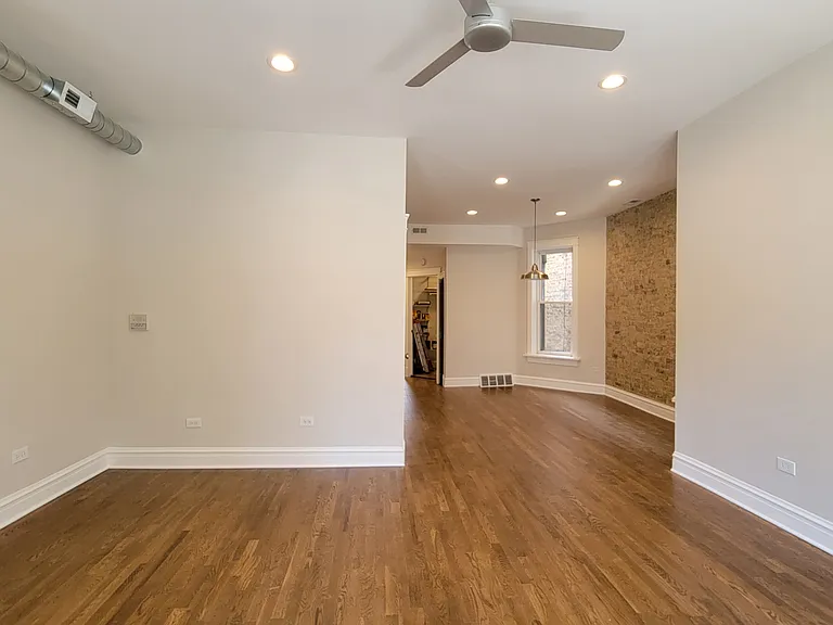 3535 N Sheffield Ave #2S — Photo 11
