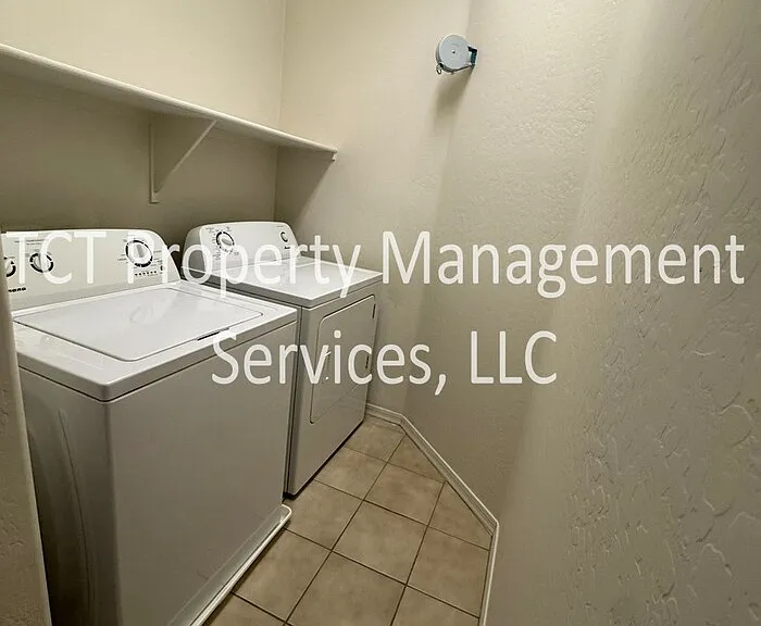 12128 W Tara Ln — Photo 7