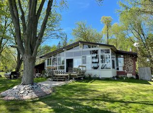 1115 Island View Dr, Faraday, ON K0L 1C0