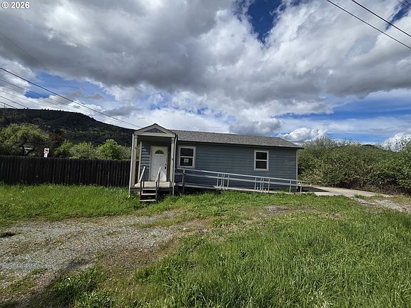 4th image of 340 E 6th Ave