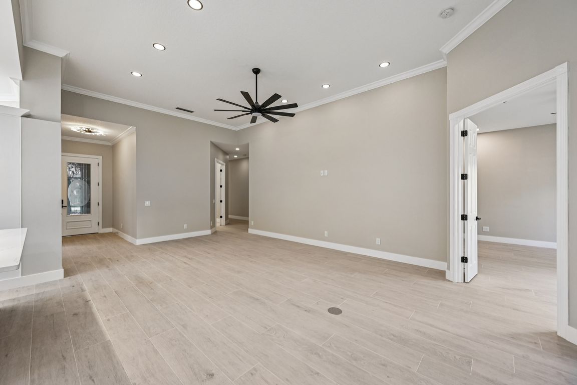 next background image