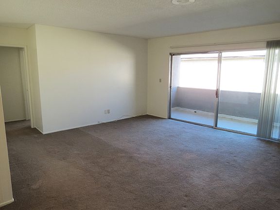 Living and Large Patio/Balcony