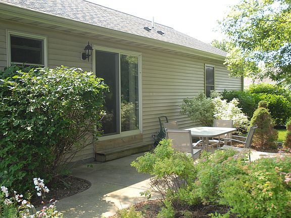 5th image of 131 Otto Dr