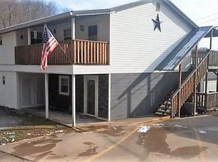 626 Spring Crk, Spencer, WV 25276