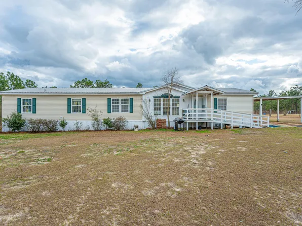 144 Ferreira Ln, Defuniak Springs, FL 32433