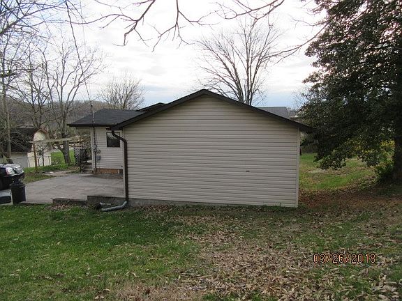 3rd image of 1137 Bradford St