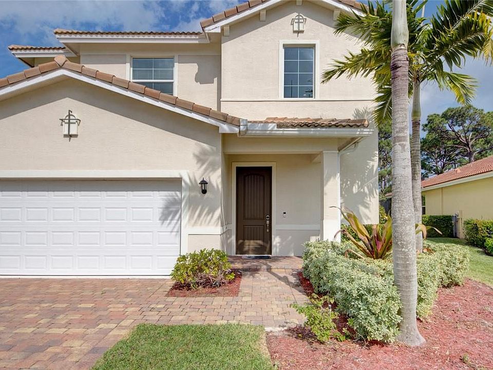 1st image of 495 NE Abaca Way #495